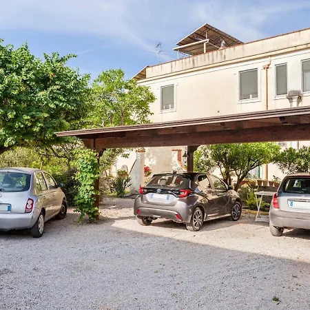 Praedia Πανσιόν Scafati
